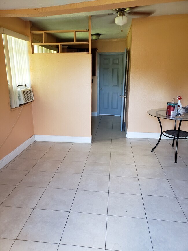Living Room - 1518 NW 102nd St