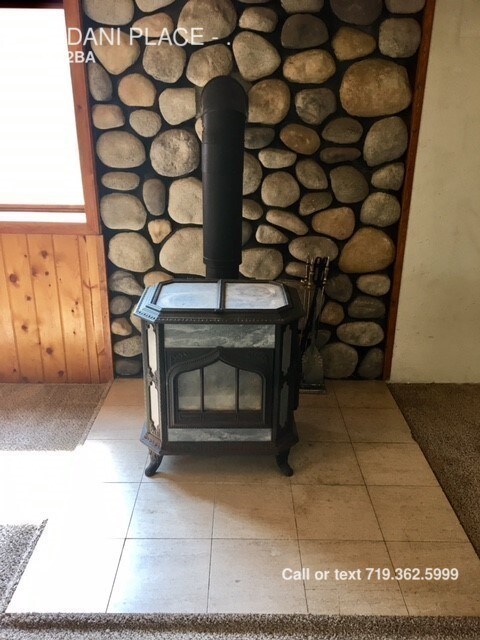 Building Photo - 490 Dani Pl