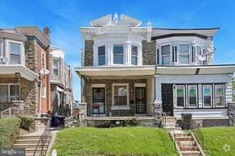 Building Photo - 903 W Duncannon Ave