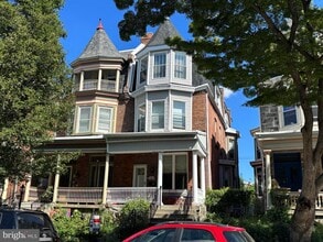 Building Photo - 4721 Hazel Ave