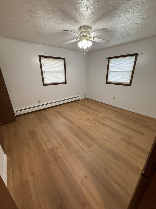 Foto del edificio - 8422 Colwyn Ct