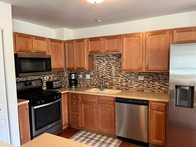 Building Photo - 1290 Derry Ln
