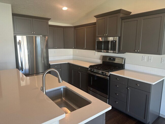 Foto del edificio - 617 W Brundage Way