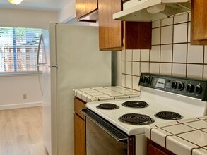 Building Photo - 1471 Gabilan Dr