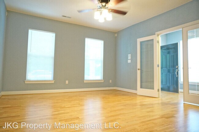 Foto del edificio - 4 br, 3.5 bath House - 4529 Totteridge Lane