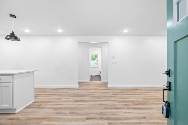 Foto del edificio - **NEW PRICE!!** Fantastic Fully-Renovated Home in Kingston Springs on Almost 1 Acre!