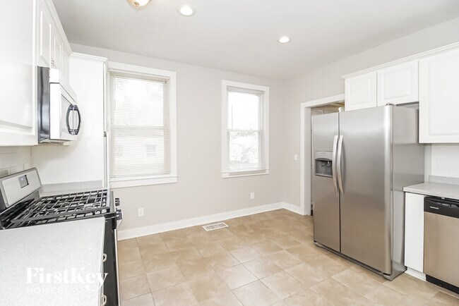 Foto del edificio - 3312 Bloomfield Ave SW