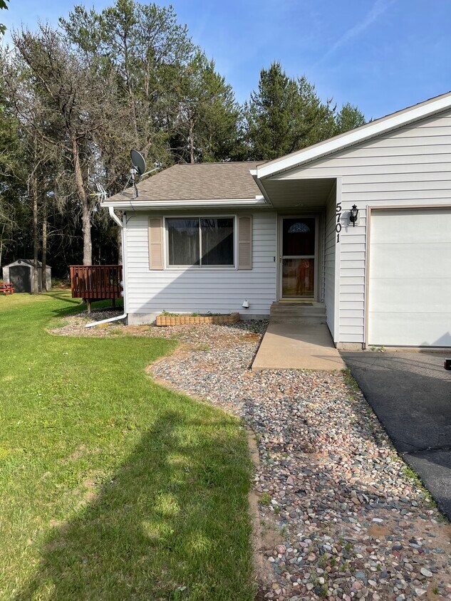 224517 Country Ln, Wausau, WI 54401 Townhome Rentals in Wausau WI