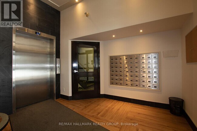 Building Photo - 6376-6376 Bilberry Dr