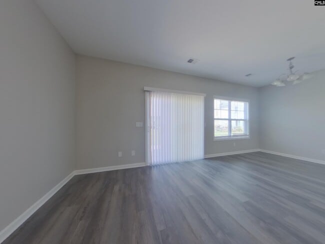 Foto del edificio - 934 Dawsons Park Wy
