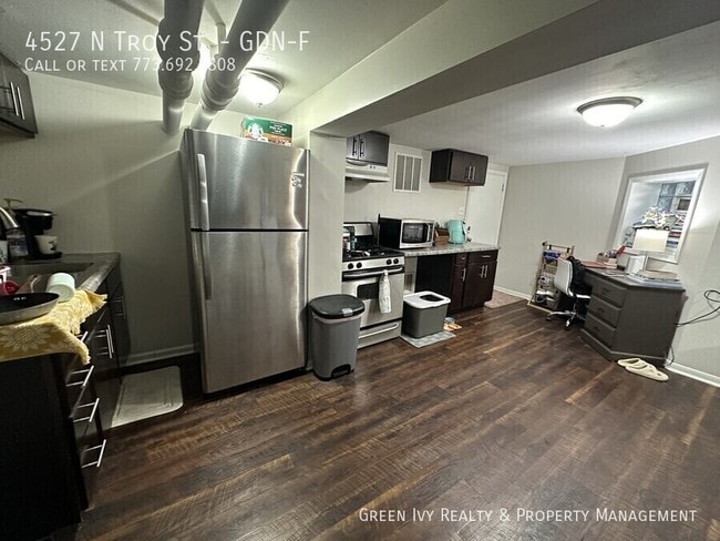 Foto del edificio - 4527 N Troy St