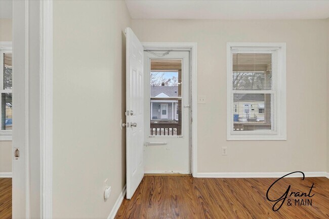 Foto del edificio - 3 bedroom ranch $1175