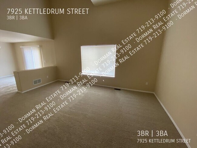 Foto del edificio - 7925 Kettle Drum St