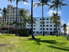 Building Photo - 1390 Ocean Dr