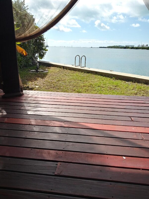 Foto del edificio - 6800 Maloney Ave