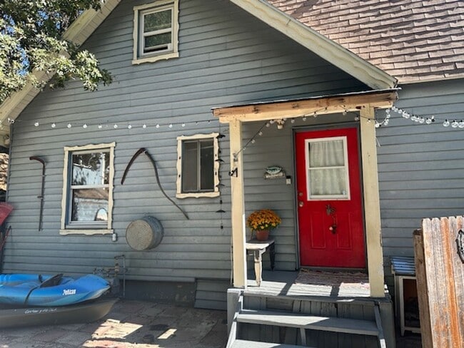 Building Photo - 482 Zuger Ct