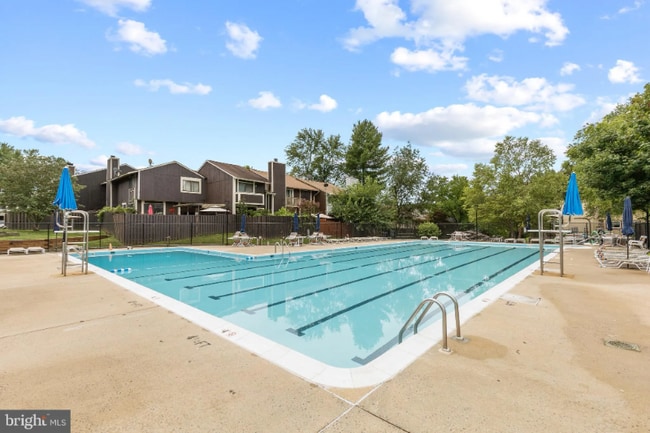 Foto del edificio - 18531 Split Rock Ln