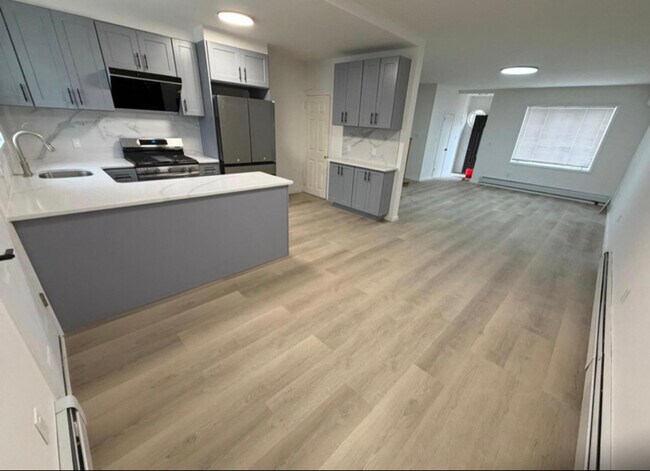 Foto del edificio - 62-44 80th St