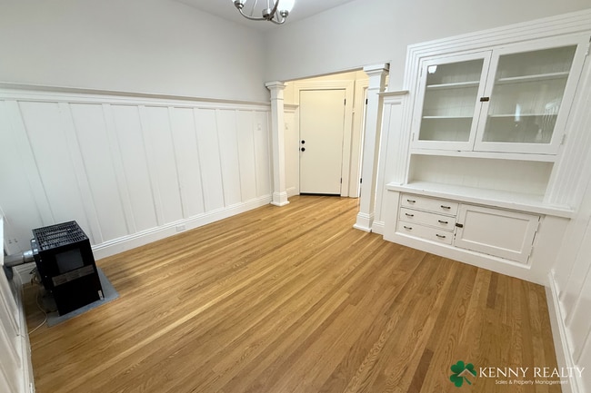 Building Photo - 443 Connecticut St