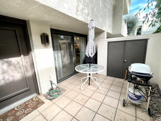 Foto del edificio - 45405 Lupine Ln