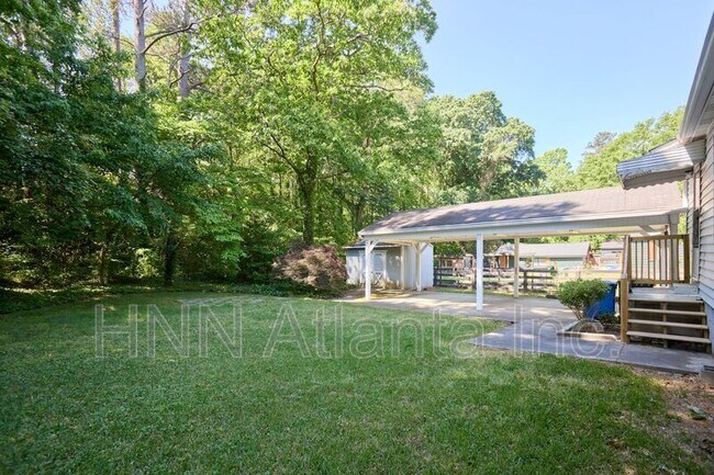 Foto del edificio - 1970 Sumter St NW