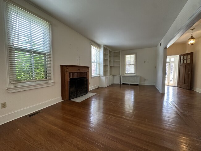 Foto del edificio - 2401 W 18th St