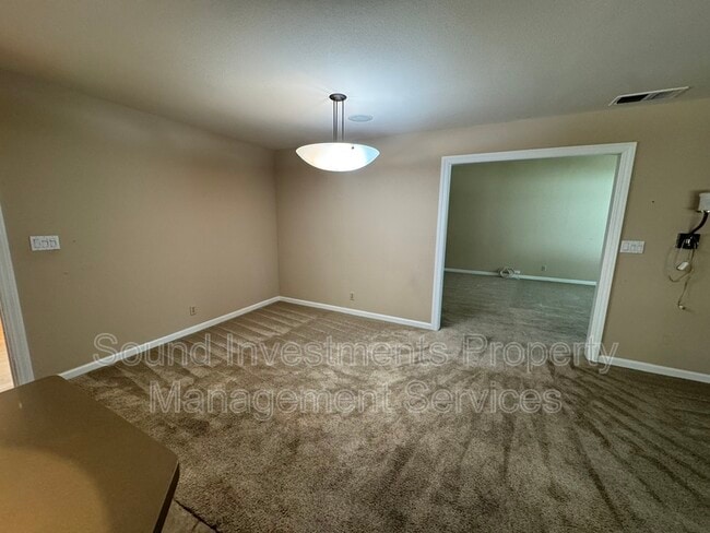 Building Photo - 75 Fountainhead Ct