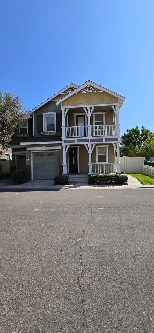 Foto del edificio - Loma Linda 4 Bedroom Located in Mission La...