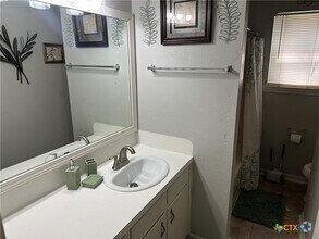 Building Photo - 3006 Persimmon Dr