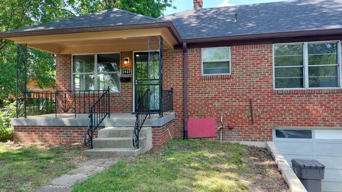 Primary Photo - 2 bedroom 1 bath