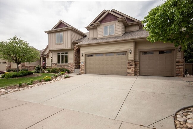 Building Photo - 4 Bedroom Home in Fossil Lake Ranch