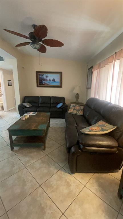 Foto del edificio - 631 Palmetto Dr