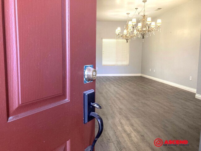 Foto del edificio - Beautiful 4 Bedroom Home in the Southwest!