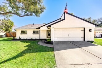 Building Photo - 235 E Castle Harbour Dr