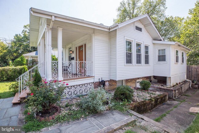 Foto del edificio - 6316 9th St NW