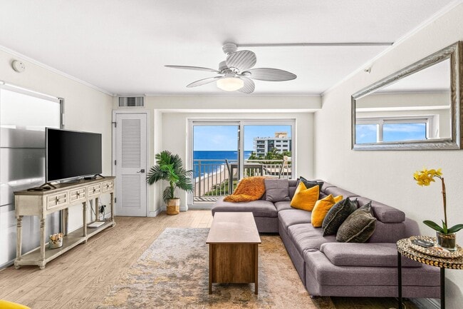 Foto del edificio - 4511 S Ocean Blvd