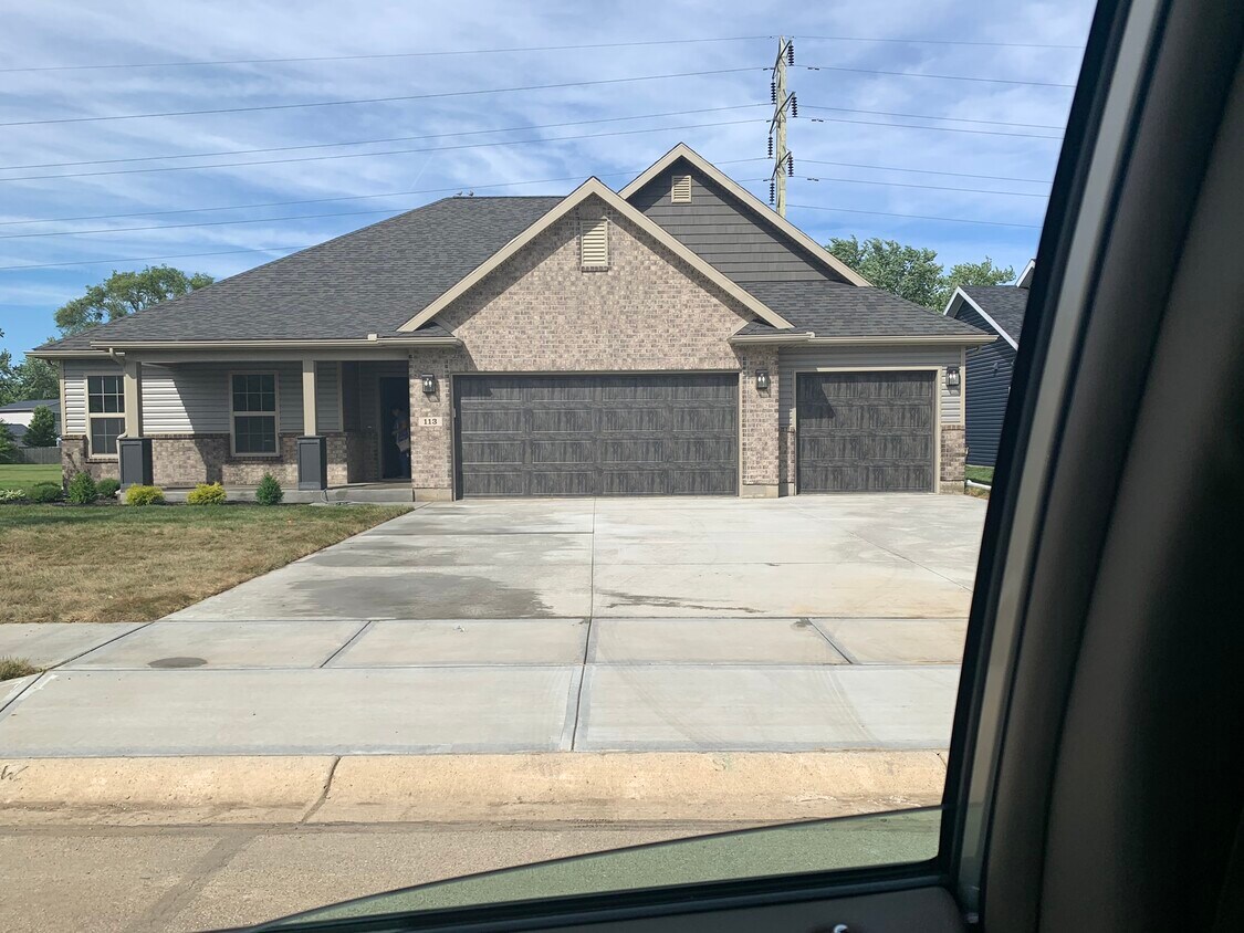 113 Settlers Trail, Union, OH 45322 House Rental in Union, OH