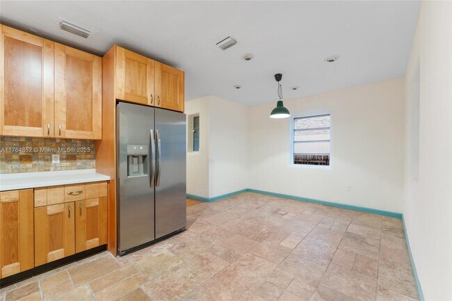 Foto del edificio - 4101 NW 11th Ct