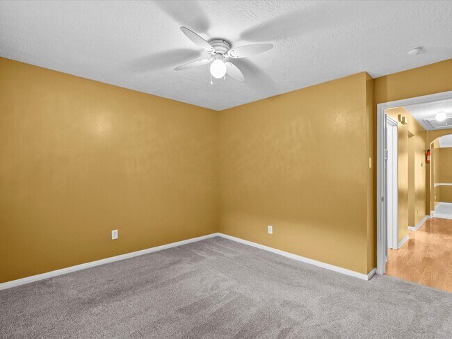 Foto del edificio - 3014 Lonesome Ridge Ct