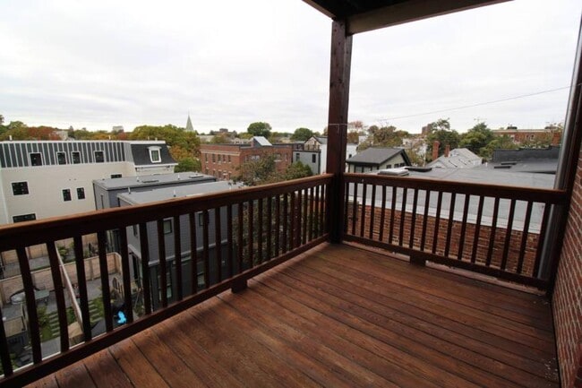 Building Photo - 4.0 bedroom in Cambridge Massachusetts 02139