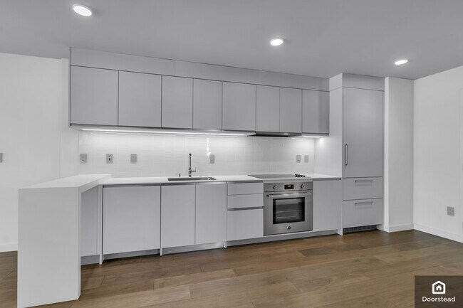 Building Photo - 1238 Sutter St