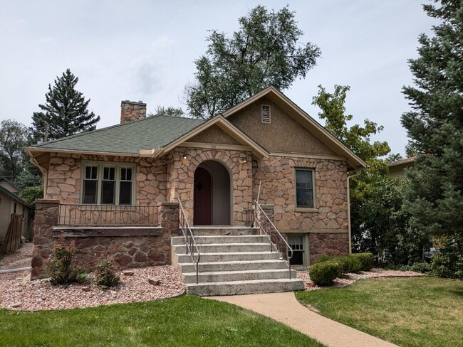 Photo - 843 17th St Apartment