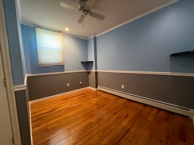 Building Photo - 38 Hillsdale Rd