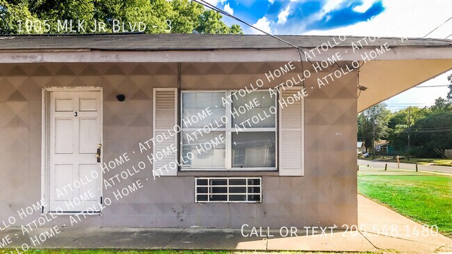 Building Photo - MOVE IN READY 1X1 MINUTES FROM DOWNTOWN!!