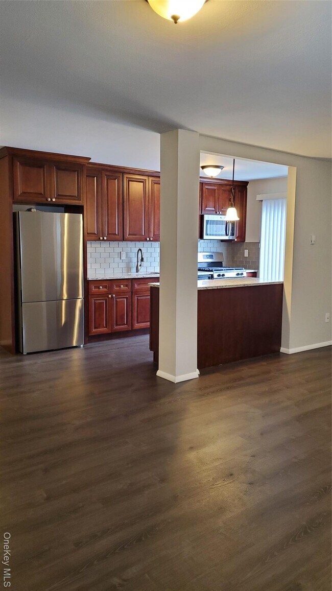 Foto del edificio - 460 Old Town Rd