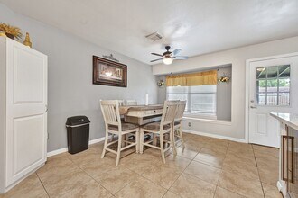 Building Photo - 3902 Cary Creek Dr