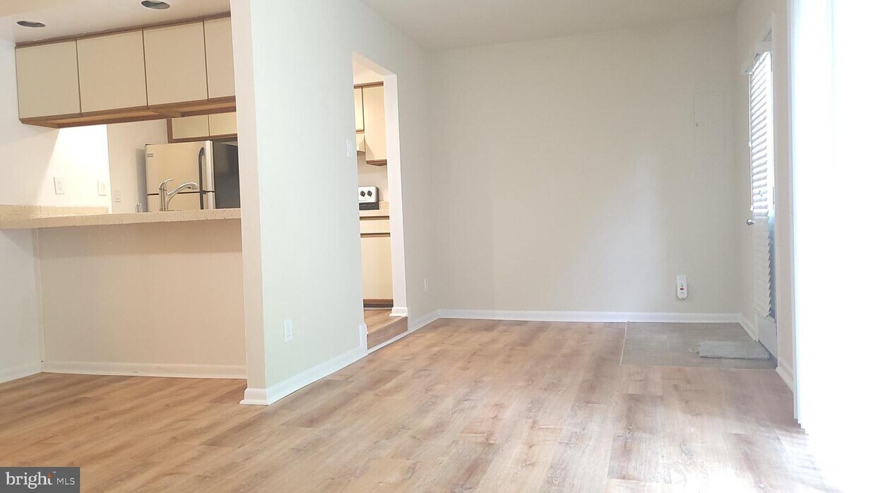 Foto principal - 14305 Colonel Clagett Ct