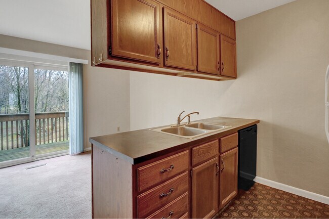 Galley Kitchen/Dining Area - 329 N 17th St