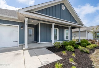 Building Photo - 460 Albert Meadow Ln