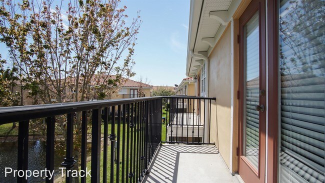 Building Photo - 415 Barcelona Dr